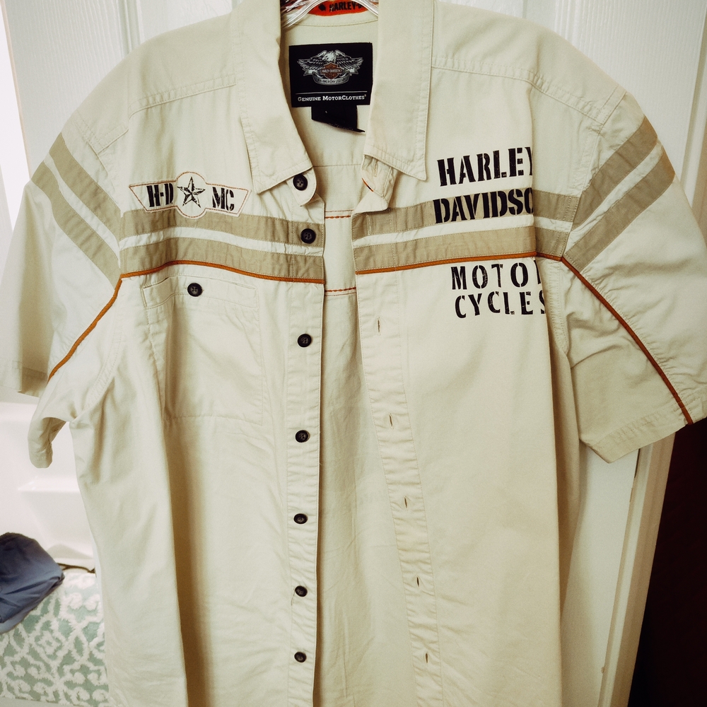 Harley-Davidson Cream and Orange Shirt